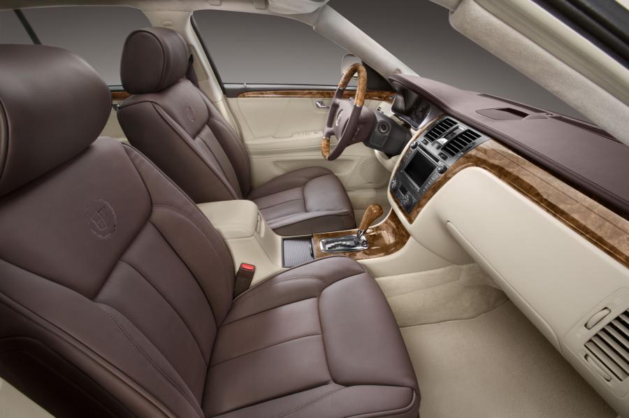  Cadillac DTS 2006 года  (фото 3 из 41)